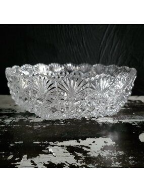 Vintage Hoya Japan Clear Crystal Round Serving Bowl Fan and Button Design